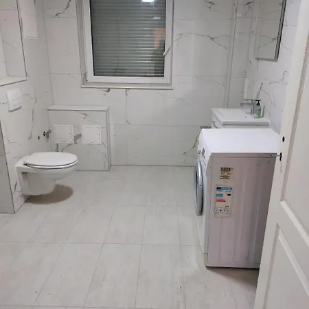 Slandro Bed & Breakfast